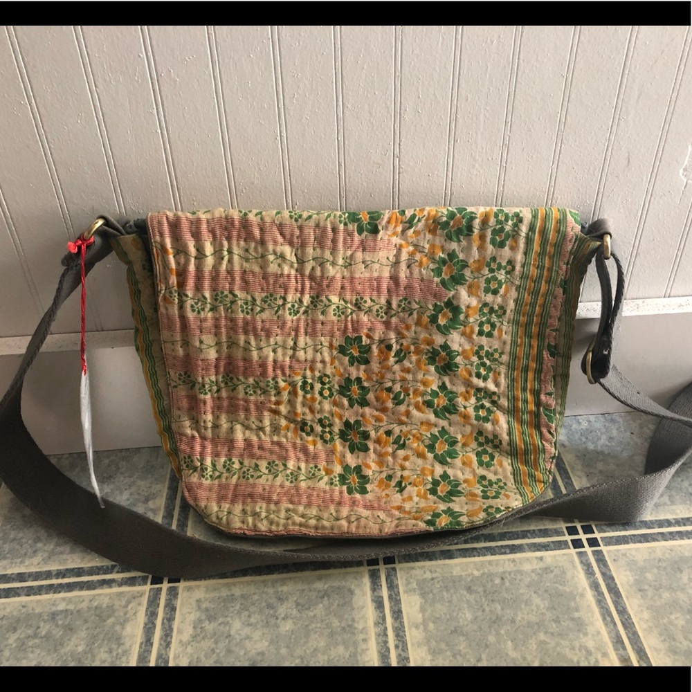 Crossbody bag